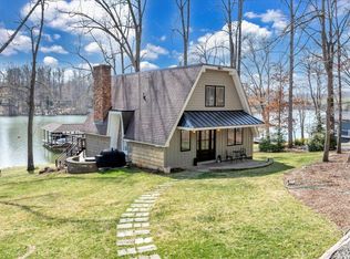 480 Lakeland Dr, Moneta, VA 24121