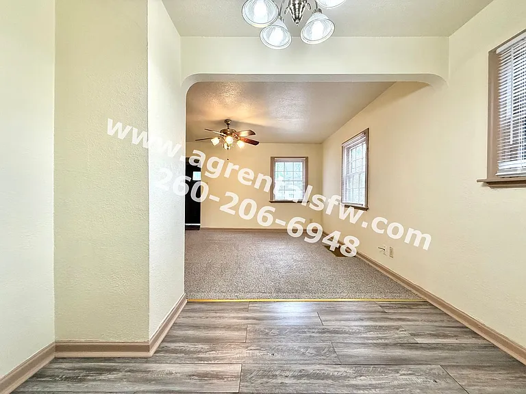 4018 S Clinton St — Photo 5