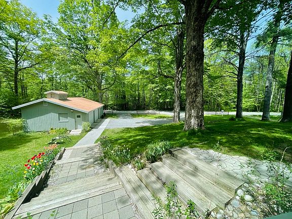 2nd image of 1260 Cider Mill Road