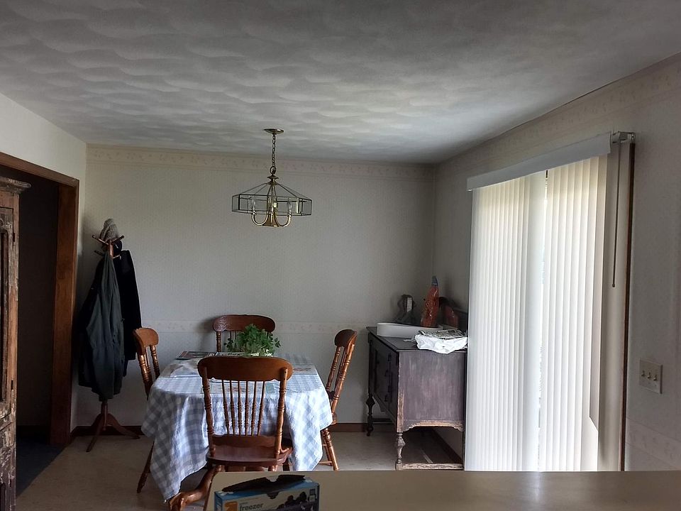 Dining Room with sliding glass door to Patio