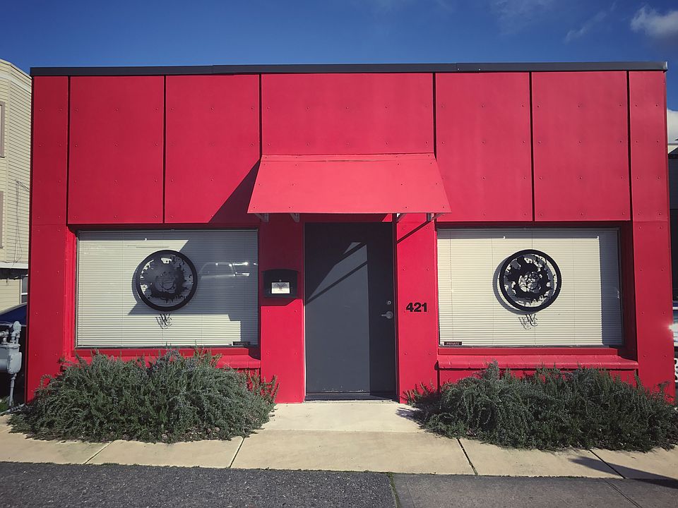 1st image of 421 Fawcett Ave