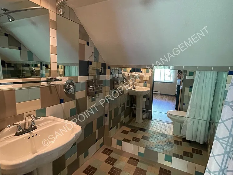 1021 N Florence Ave #A — Photo 12