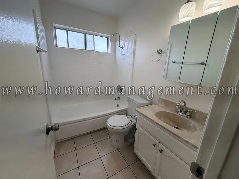 08371NO — Photo 10