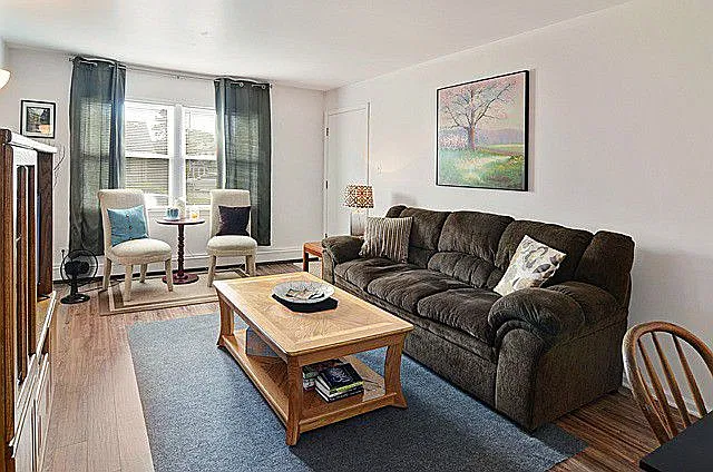 3 bed, $2,600 — Photo 1
