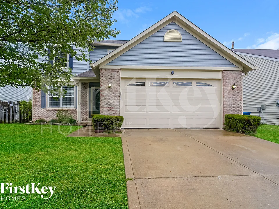 2814 Rothe Ln