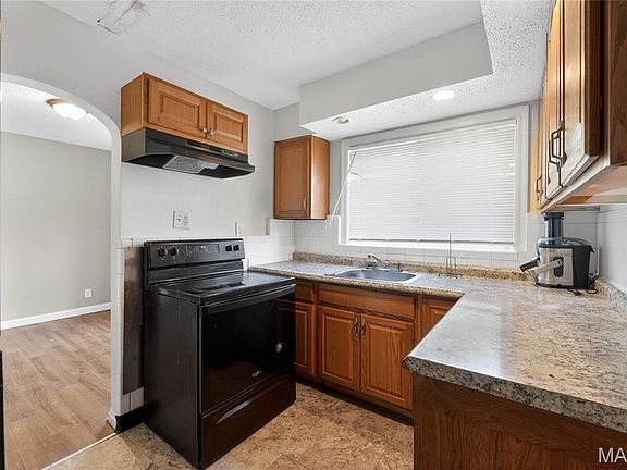 4th image of 4701 Nelson Dr