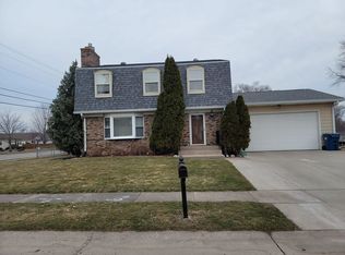 1001 26th Avenue Ct, Silvis, IL 61282