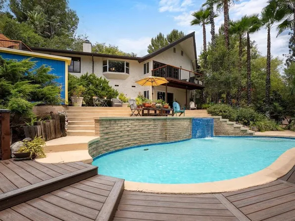 11133 Valley Lights Dr, El Cajon, CA 92020
