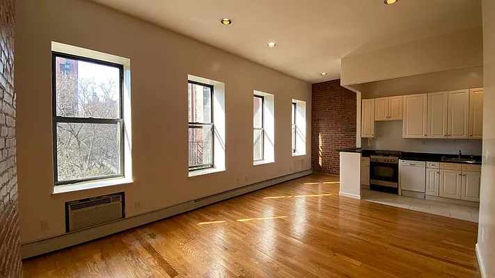 Rented by Douglas Elliman | media 13