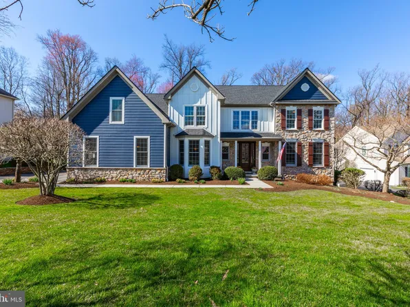 105 Clydesdale Ct, Downingtown, PA 19335