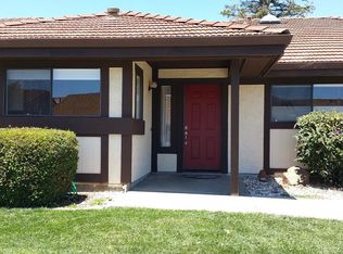 90 Holstrom Cir, Novato, CA 94947