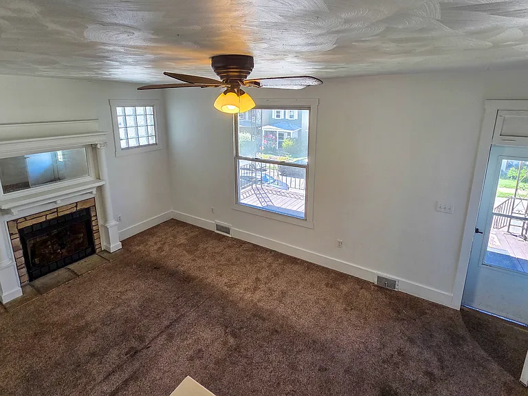 1330 Woodmont Ave — Photo 26