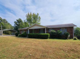 770 Elkhorn Rd, Paris, TN 38242