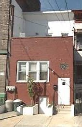 2nd image of 1063 Kelly St