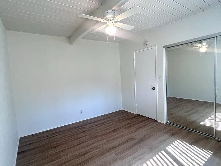 508 Hill Dr #10 — Photo 7