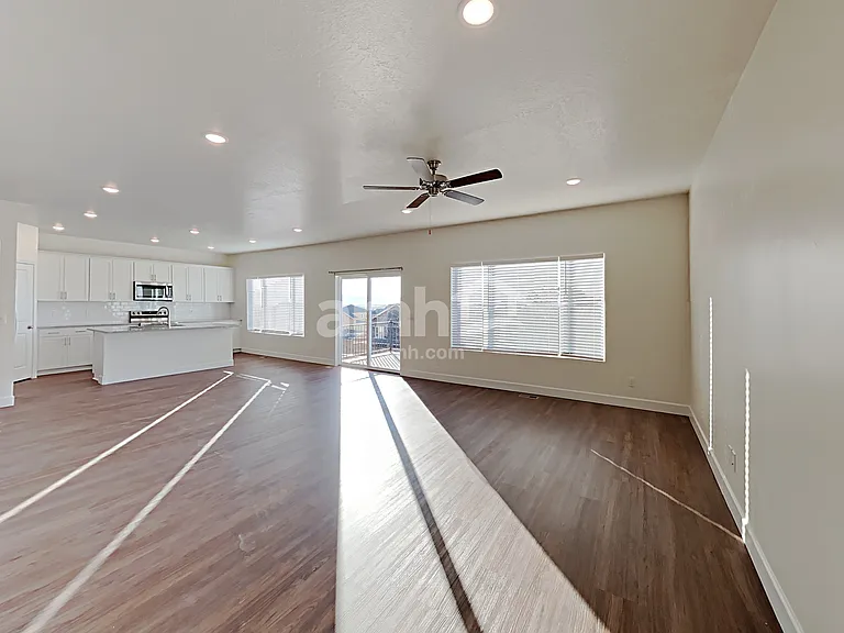 1321 N Rickshaw Ln — Photo 6