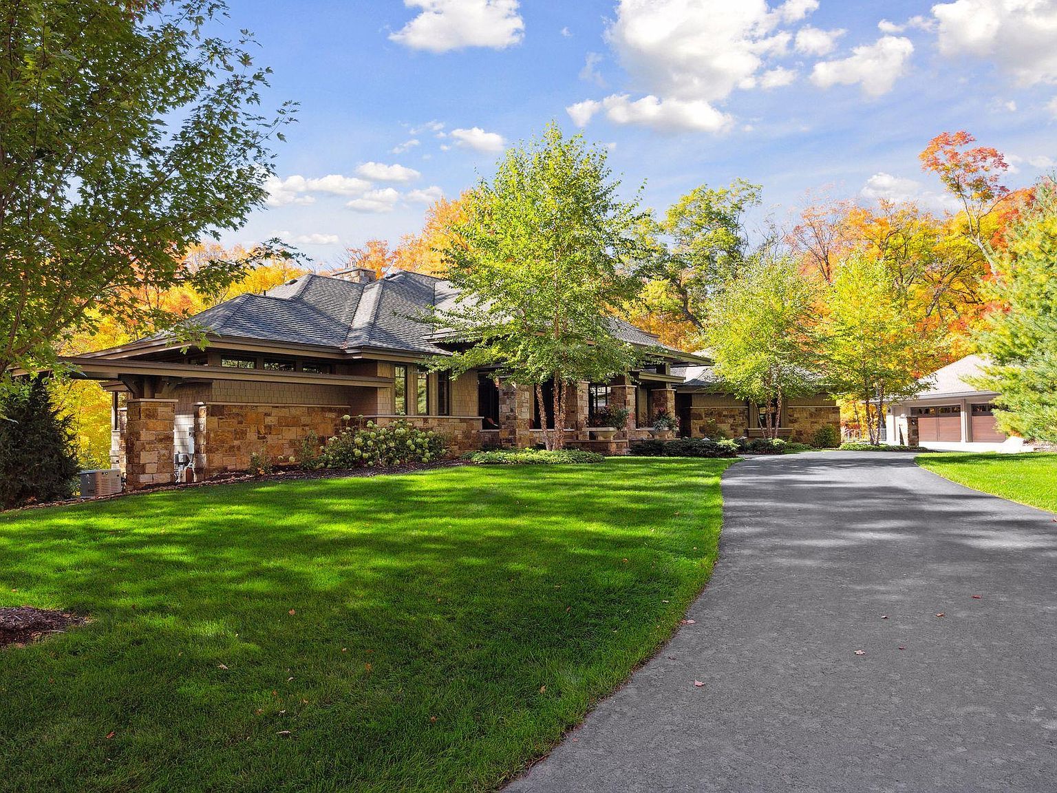 1175 Mooney Lake Dr, Wayzata, MN 55391 MLS 6480417 Zillow