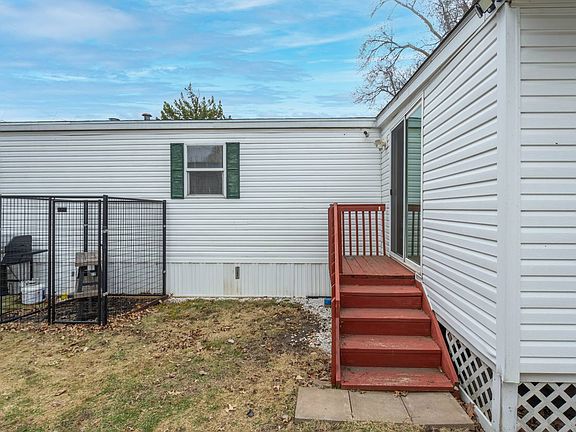 3rd image of 2301 SW Oralabor Rd #68