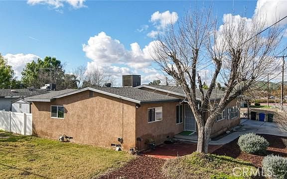 5th image of 22547 Minona Dr