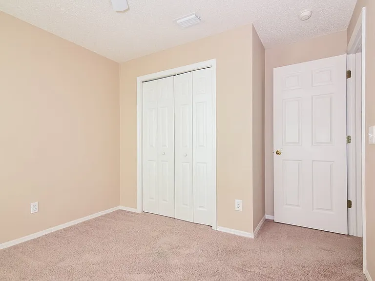 8713 Morrison Oaks Ct — Photo 13