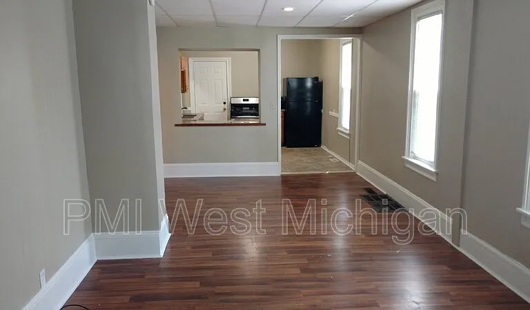 824 Nagold St NW #1 — Photo 3