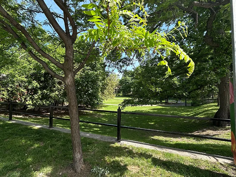 235 Patterson Ave #PH6 — Photo 19