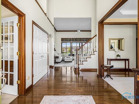 4th image of 7048 Deer Hollow Ln