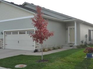 733 Sawgrass Dr, Norwalk, IA 50211