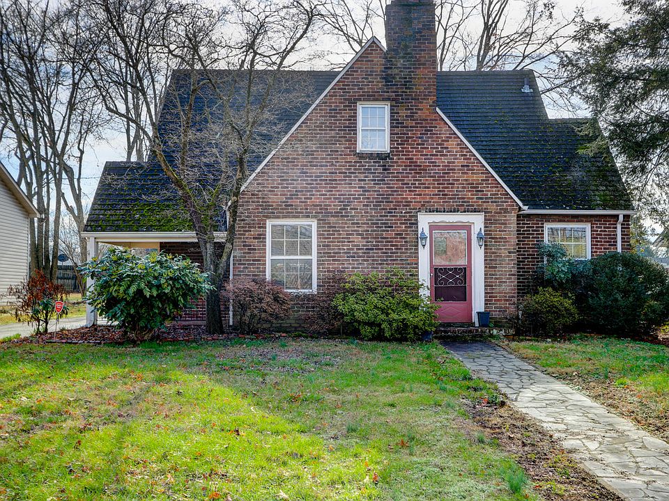 1st image of 2632 NE Fairmont Blvd