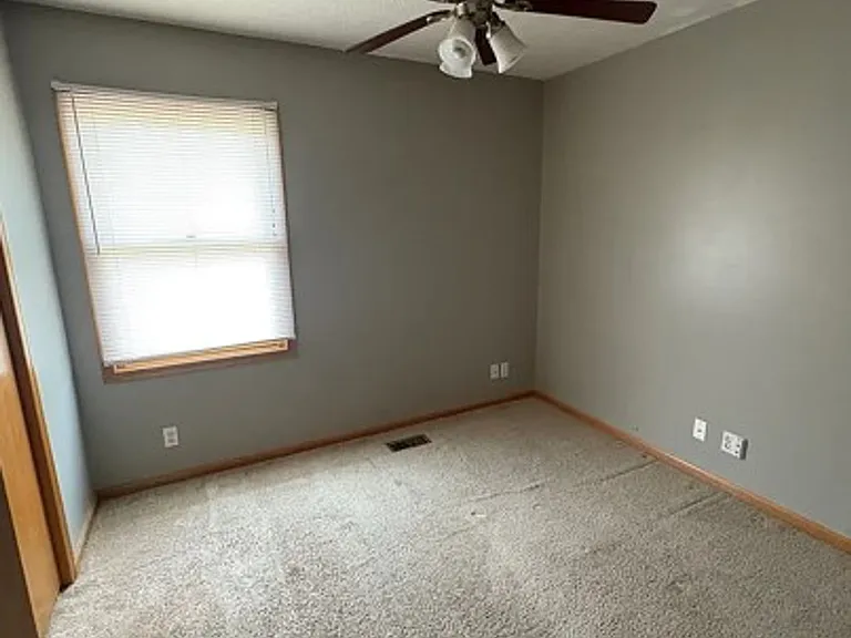 816 Mary Ct — Photo 11