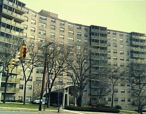 1st image of 2600 Park Avenue #2P