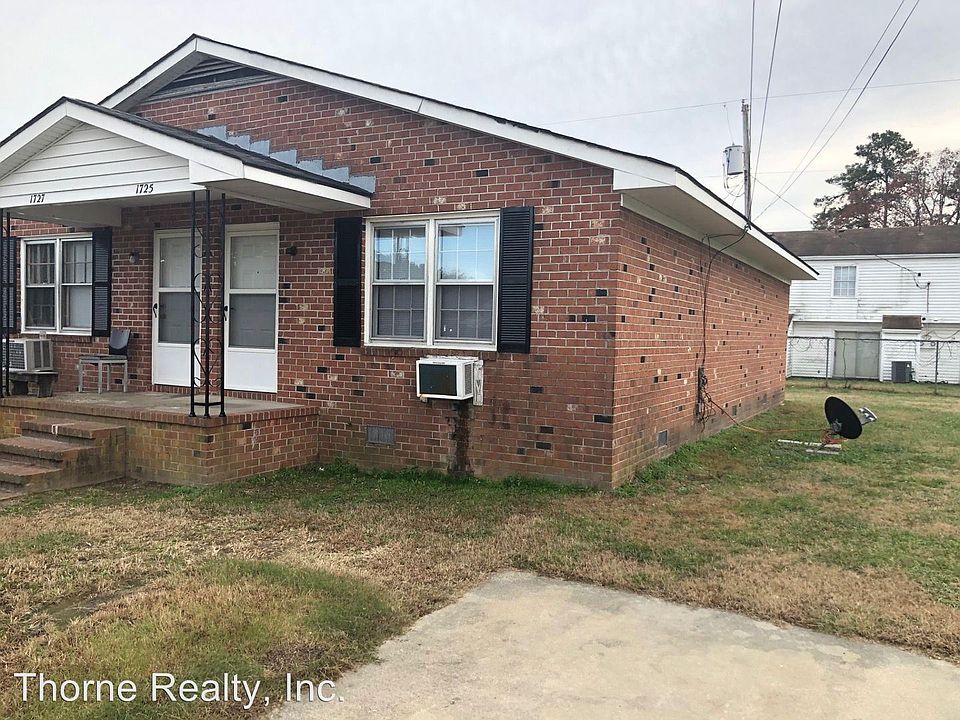 1st image of 1725 Windsor Dr