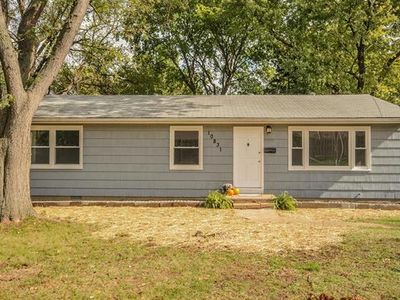 10831 Spring Ave, Saint Ann, MO, 63074