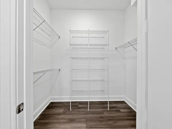 121 34th Street image 109 of 213