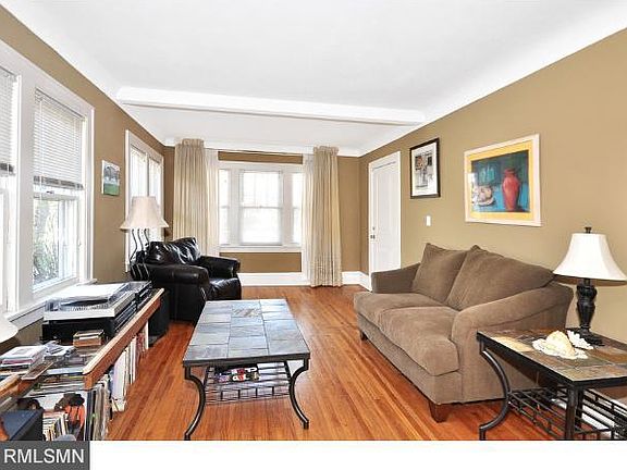 5th image of 1038 Pacific St