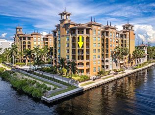 2825 Palm Beach Blvd APT 401, Fort Myers, FL 33916