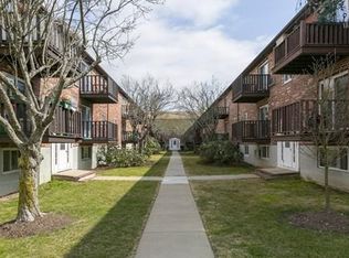 34 Westgate Rd APT 2, Chestnut Hill, MA 02467