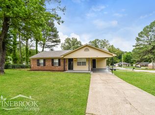 3133 Golden Oaks Cv, Memphis, TN 38118