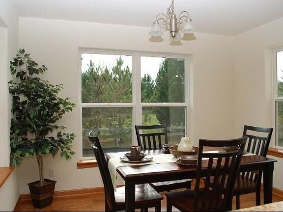 5th image of 9019 Prairie Crossing Dr