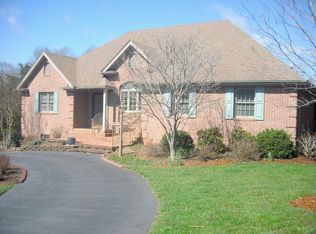 404 Quail Ridge Dr, Forest, VA 24551