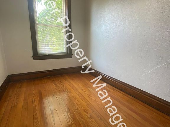 4th image of 529 Eiler St #3B-1BA-1286SQFT