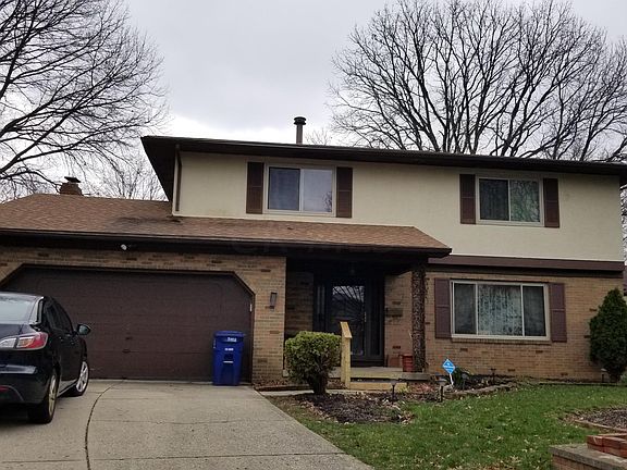 4th image of 2023 Fleetwood Dr