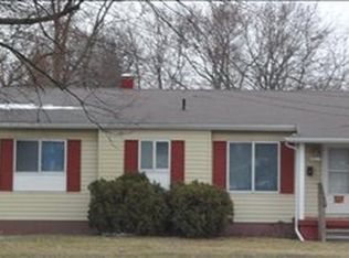 1518 W Atherton Rd, Flint, MI 48507