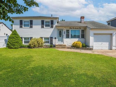3575 Manhasset Street, Seaford, NY, 11783