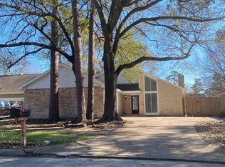 2622 Heatherknoll Dr, Spring, TX 77373