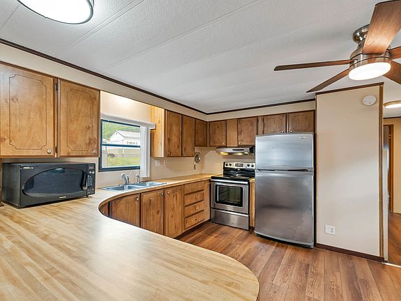 3rd image of 9 Sargents Place #108