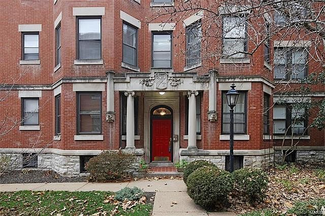 1st image of 5539 Waterman Blvd APT 2S