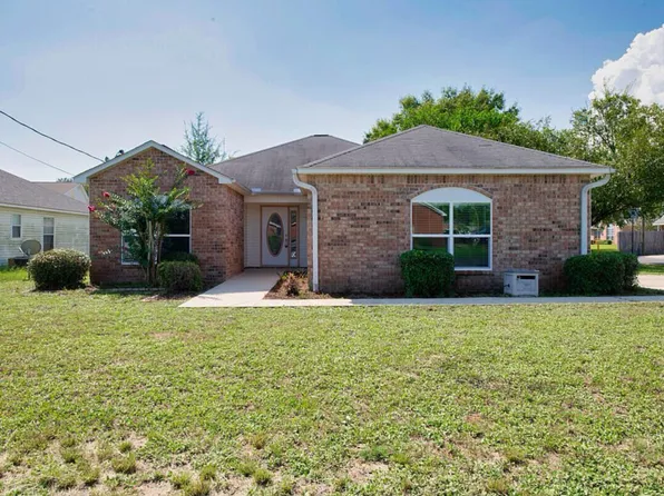 797 Pearl Sand Dr, Mary Esther, FL 32569