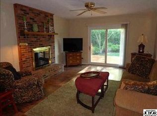 585 Luse Dr, Columbus, IN 47201