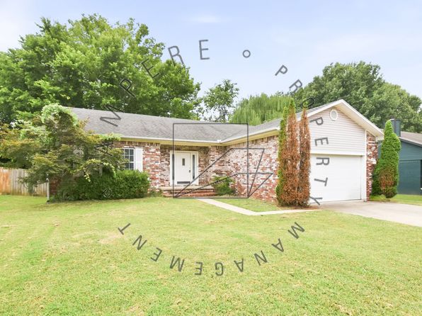 2559 W Arthur Hart St